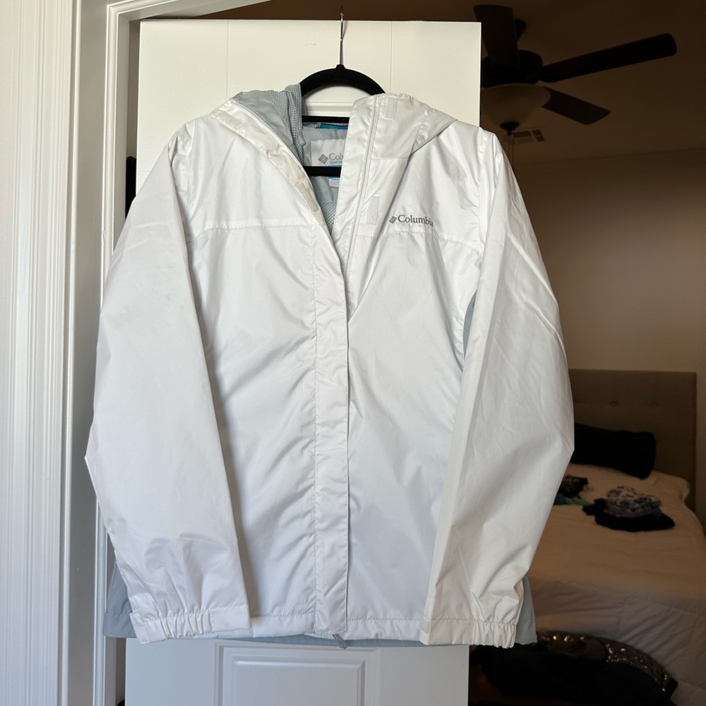 Columbia women’s rain jacket white small